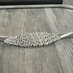 Elegant Silver Crystal Embellished Belt